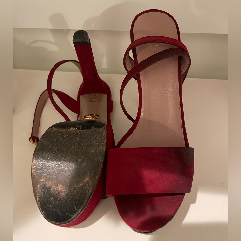 Red / burgundy Gucci platform heels